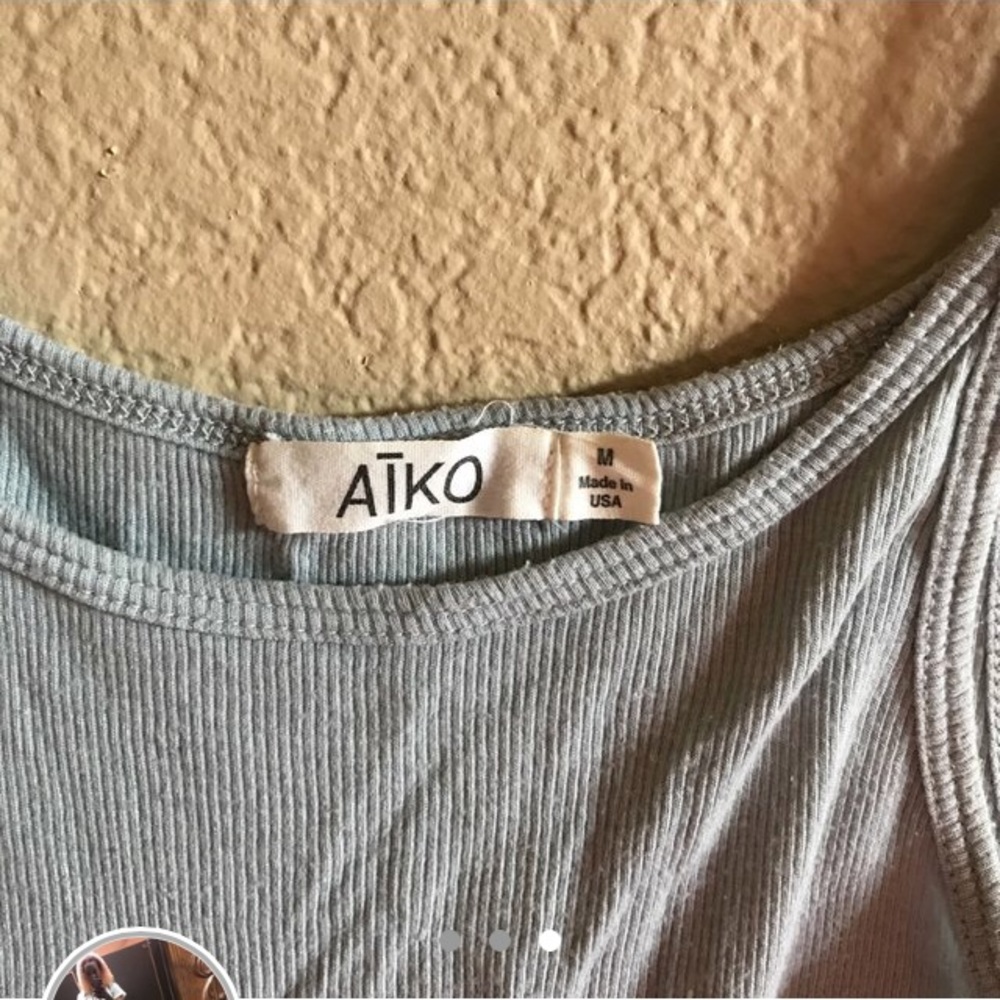 Tank top - Picture 3 of 3